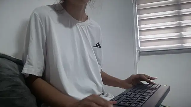 Sarah sumemers online show from 16, 3, 2026