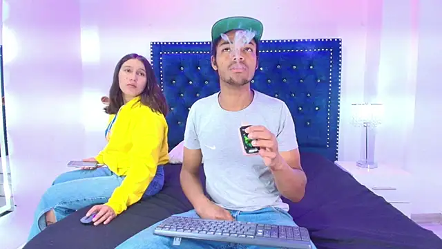 Cristal and luke online show from 22, 4, 2026