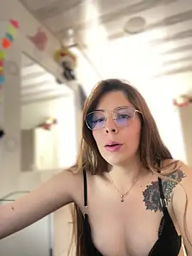 Snapshot of NatalyPinky chatting on 9, 4, 2026 NatalyPinky online show from 9, 4, 2026
