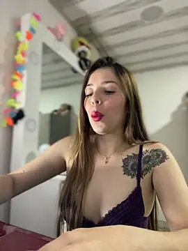 Snapshot of NatalyPinky chatting on 12, 4, 2026 NatalyPinky online show from 12, 4, 2026