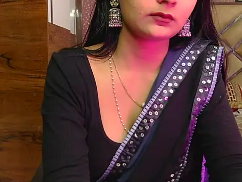 sweet riyaaa online show from 23, 4, 2026