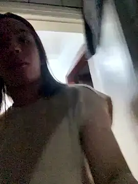 ofjuliaa online show from 16, 1, 2026