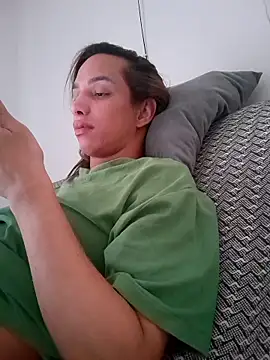 ofjuliaa online show from 22, 2, 2026