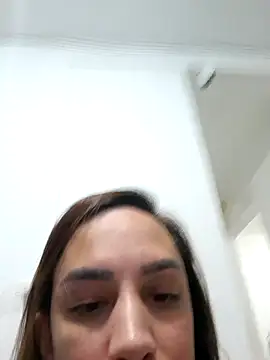 Snapshot of ofjuliaa chatting on 26, 5, 2026 ofjuliaa online show from 26, 5, 2026