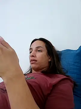 Snapshot of ofjuliaa chatting on 22, 7, 2026 ofjuliaa online show from 22, 7, 2026