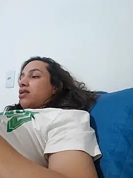 Snapshot of ofjuliaa chatting on 21, 7, 2026 ofjuliaa online show from 21, 7, 2026