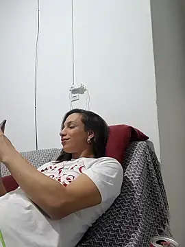 ofjuliaa online show from 1, 4, 2026