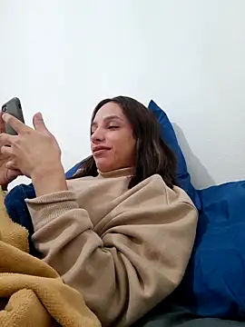 Snapshot of ofjuliaa chatting on 12, 5, 2026 ofjuliaa online show from 12, 5, 2026