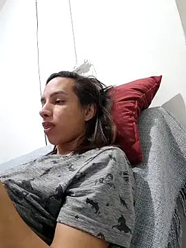 Snapshot of ofjuliaa chatting on 10, 6, 2026 ofjuliaa online show from 10, 6, 2026