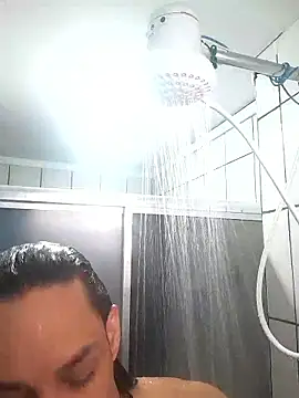 ofjuliaa online show from 17, 1, 2026