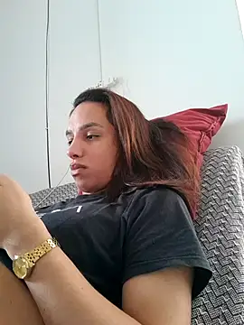 Snapshot of ofjuliaa chatting on 2, 6, 2026 ofjuliaa online show from 2, 6, 2026