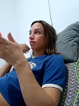 ofjuliaa online show from 19, 2, 2026