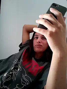 Snapshot of ofjuliaa chatting on 3, 5, 2026 ofjuliaa online show from 3, 5, 2026