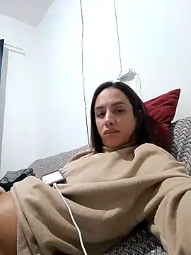 Snapshot of ofjuliaa chatting on 24, 5, 2026 ofjuliaa online show from 24, 5, 2026