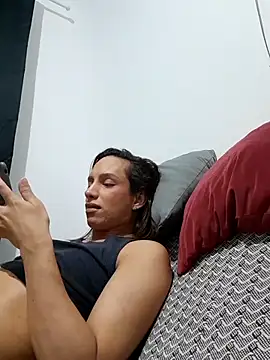 ofjuliaa online show from 11, 4, 2026