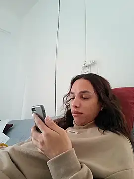 Snapshot of ofjuliaa chatting on 11, 5, 2026 ofjuliaa online show from 11, 5, 2026