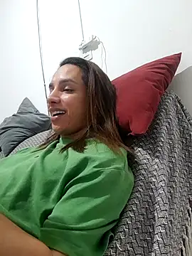 Snapshot of ofjuliaa chatting on 12, 7, 2026 ofjuliaa online show from 12, 7, 2026