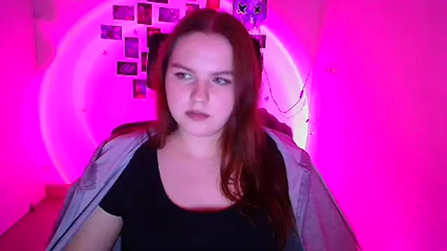 Kitty Mia Kitty online show from 6, 2, 2026