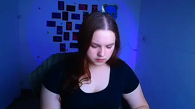 Kitty Mia Kitty online show from 4, 3, 2026