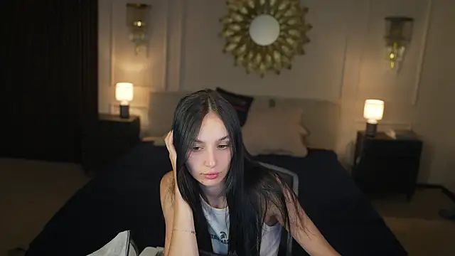Snapshot of Mila_Rose054 chatting on 31, 7, 2026 Mila Rose054 online show from 31, 7, 2026