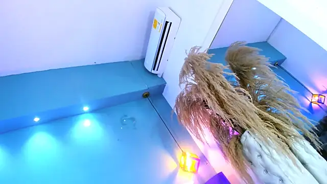 mia collinsss online show from 11, 2, 2026