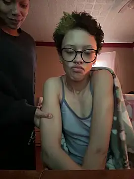 Tamiii420 online show from 12, 1, 2026