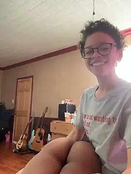 Tamiii420 online show from 6, 2, 2026