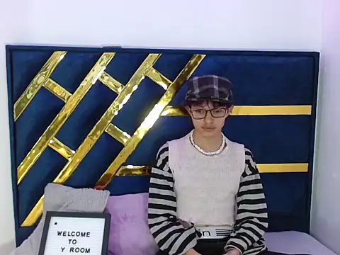 Angel adrien online show from 7, 1, 2026