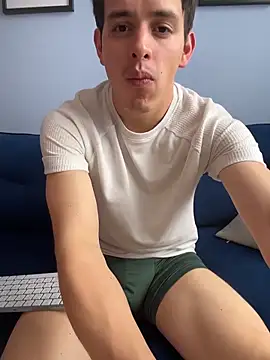 Enzho liam online show from 12, 2, 2026