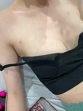 Lol-222 online show from 28, 3, 2026