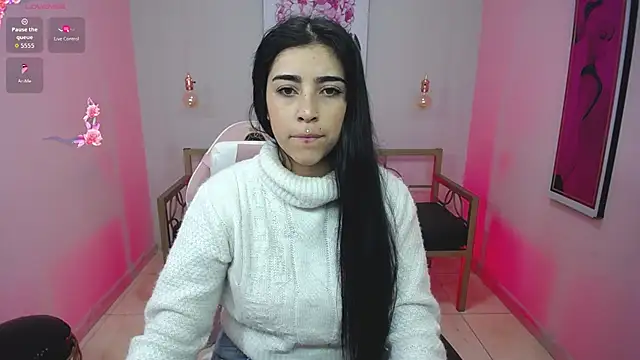 Snapshot of Adri_gomez_x chatting on 19, 5, 2026 Adri gomez x online show from 19, 5, 2026