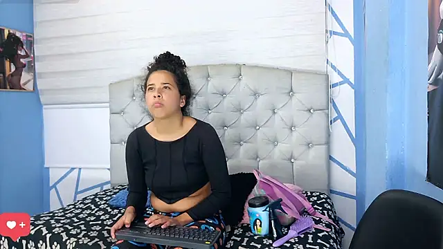 eimy hot19 online show from 11, 1, 2026