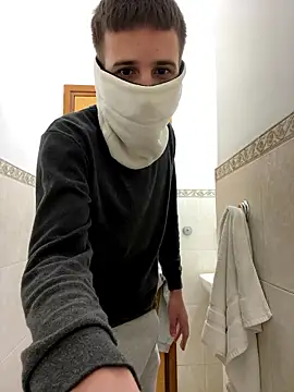 petiteyanel online show from 16, 1, 2026