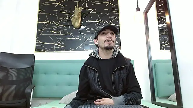 Juan-Jose69 online show from 13, 1, 2026