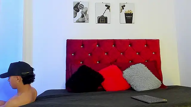 Liamsubtle01 online show from 6, 3, 2026