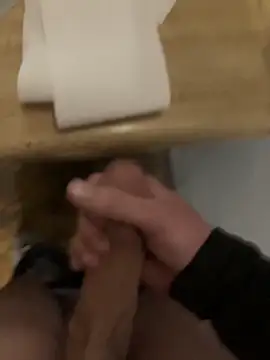 Nutsohard online show from 5, 2, 2026