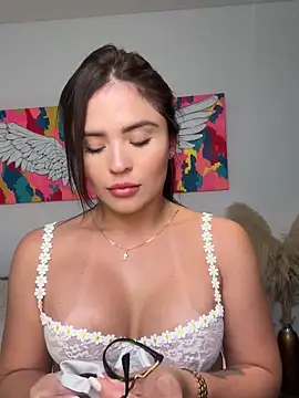 SofiaGomez444 online show from 4, 2, 2026