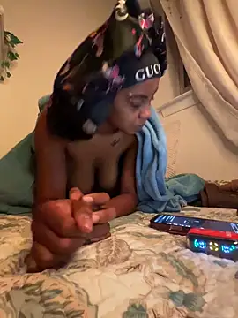 oshun6360 online show from 10, 6, 2026