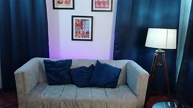 SofiaMante  online show from 10, 5, 2026