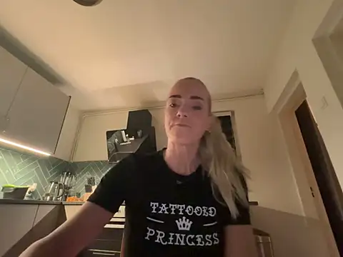 missconly online show from 4, 3, 2026