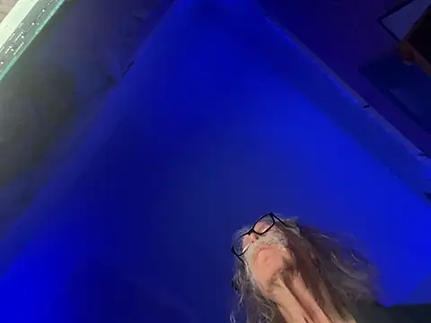 LickYourYoni online show from 1, 2, 2026