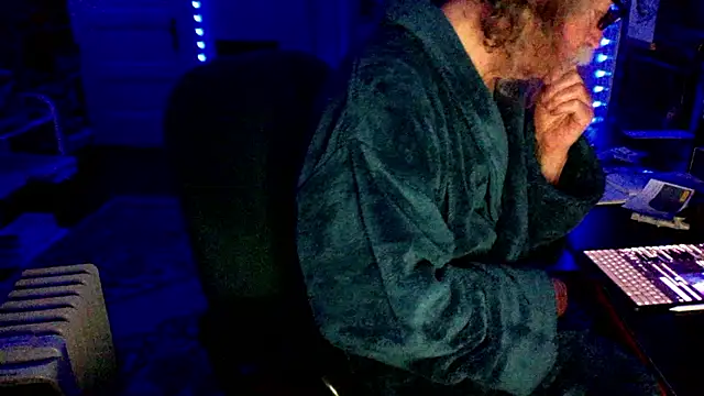 LickYourYoni online show from 7, 4, 2026