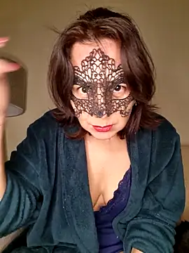 larizinha2026 online show from 28, 4, 2026