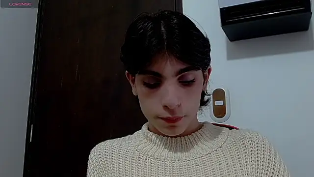 lilithot23 online show from 12, 1, 2026