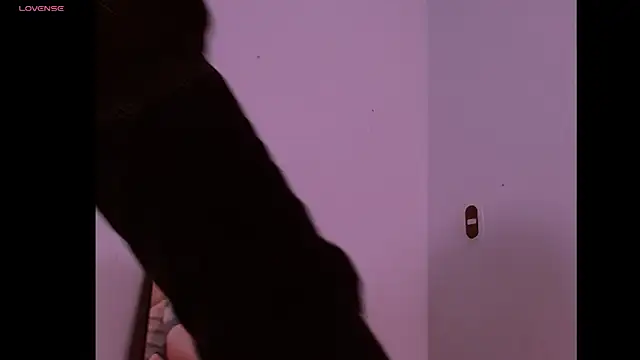 lilithot23 online show from 2, 2, 2026