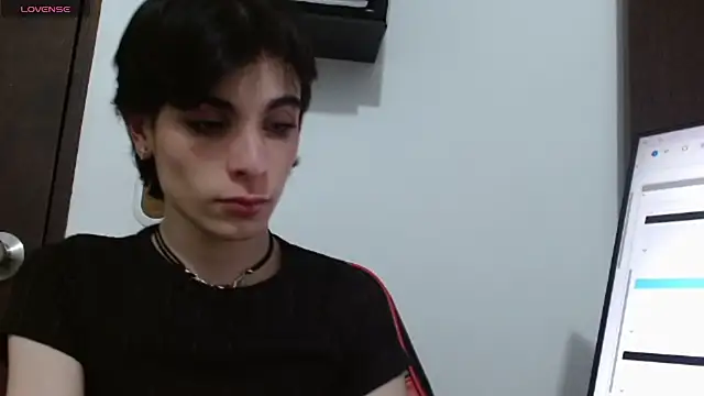 lilithot23 online show from 13, 1, 2026