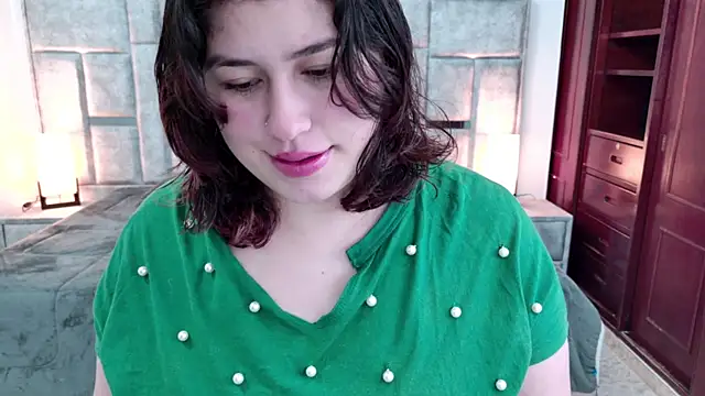 azul veraa online show from 2, 4, 2026