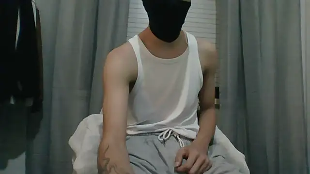 Snapshot of Lux_Masked chatting on 21, 3, 2026 Lux Masked online show from 21, 3, 2026