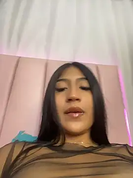Snapshot of carina_lopez707rs chatting on 13, 6, 2026 carina lopez707rs online show from 13, 6, 2026