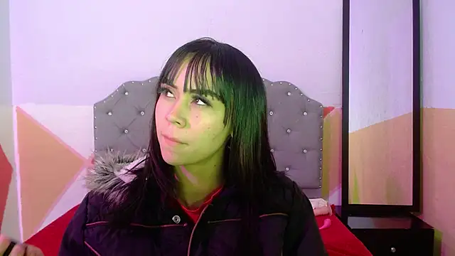 Snapshot of sofiaspring chatting on 18, 7, 2026 sofiaspring online show from 18, 7, 2026